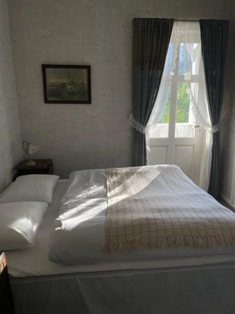 Visnes Hotel Стрюн Экстерьер фото