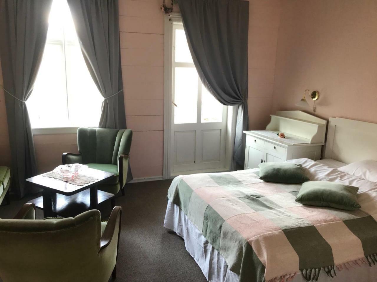 Visnes Hotel Стрюн Экстерьер фото